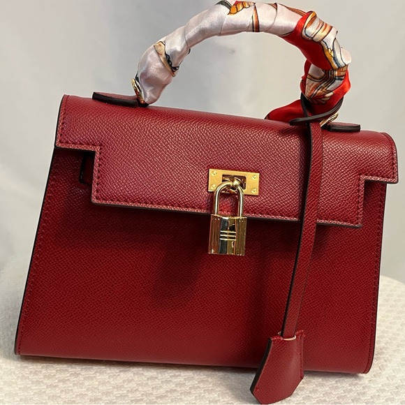 Red Kelly Style Top Handle Structured Satchel with Turn Lock and Key #valentines - Picture 10 of 12